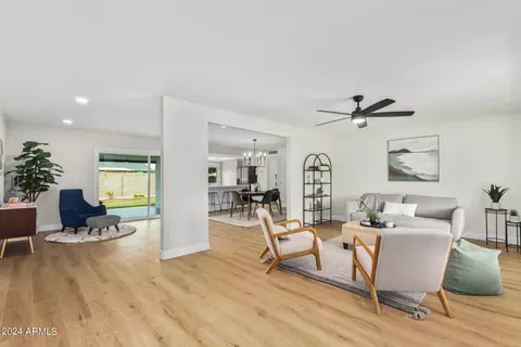 Living - 1606 E Julie Dr, Tempe, AZ 85283 photo 2 of 3