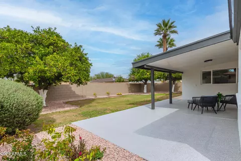 Exterior - 1606 E Julie Dr, Tempe, AZ 85283 photo 6 of 9