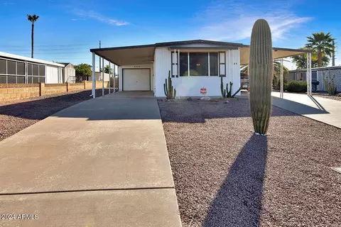 329 S 75th Pl, Mesa, AZ 85208 photo 4