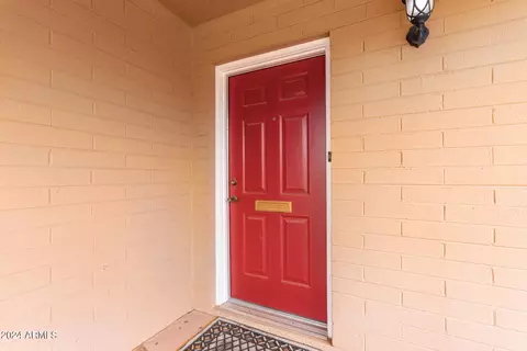 405 E 10th St, Mesa, AZ 85203 photo 4