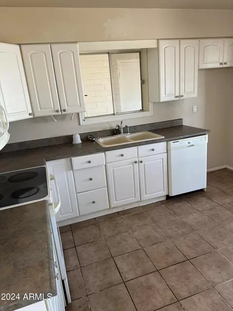5466 E Baltimore St, Mesa, AZ 85205 photo 2