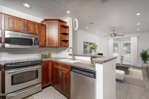 4800 N 68th St #267, Scottsdale, AZ 85251