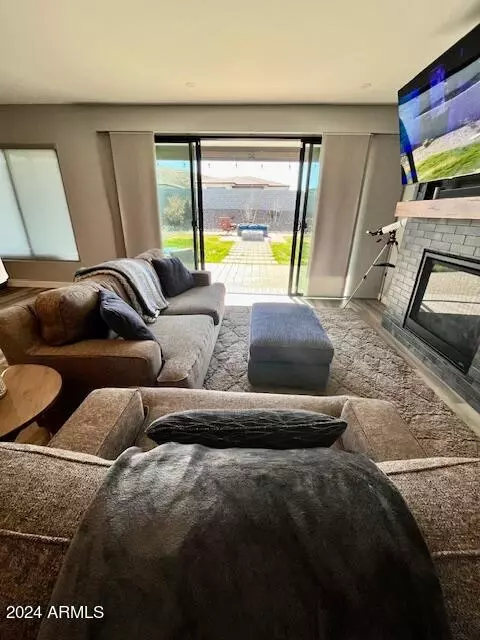 Living - 5809 E Killen Loop, Prescott Valley, AZ 86314 photo 5 of 5