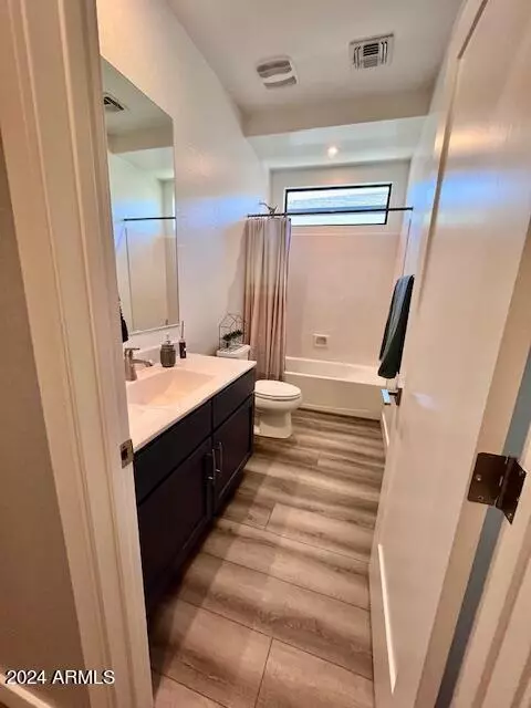 Bath - 5809 E Killen Loop, Prescott Valley, AZ 86314 photo 3 of 3