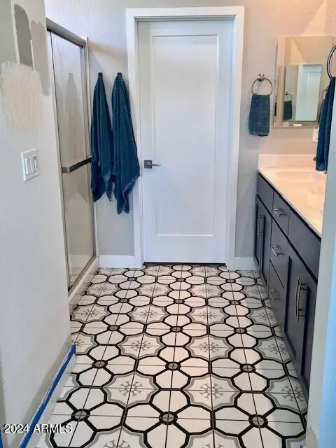 Bath - 5809 E Killen Loop, Prescott Valley, AZ 86314 photo 2 of 3