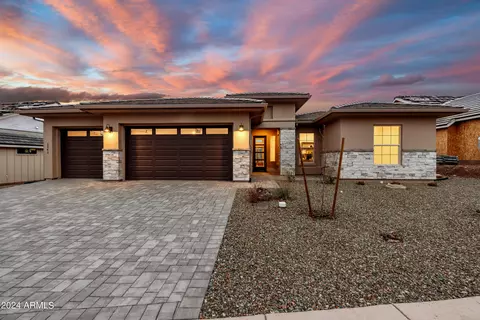 1141 S Lakeview Dr, Prescott, AZ 86301