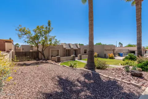 909 E Waltann Ln, Phoenix, AZ 85022