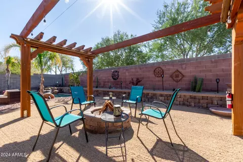 Exterior - 1537 E Indigo St, Gilbert, AZ 85298 photo 17 of 23
