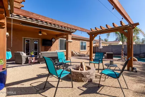 Exterior - 1537 E Indigo St, Gilbert, AZ 85298 photo 19 of 23