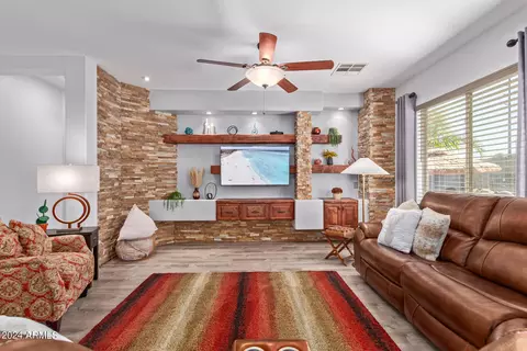 Bedroom - 1537 E Indigo St, Gilbert, AZ 85298 photo 1 of 8