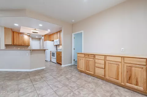 Kitchen - 4202 E Broadway Rd #213, Mesa, AZ 85206 photo 1 of 8