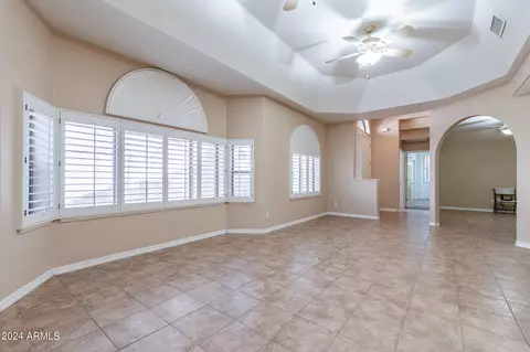Living - 4202 E Broadway Rd #213, Mesa, AZ 85206 photo 2 of 3