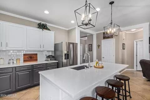 Kitchen - 3254 E Castanets Dr, Gilbert, AZ 85298 photo 3 of 4