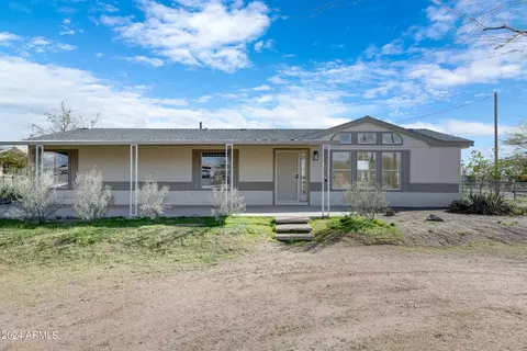 1835 E 20th Ave, Apache Junction, AZ 85119