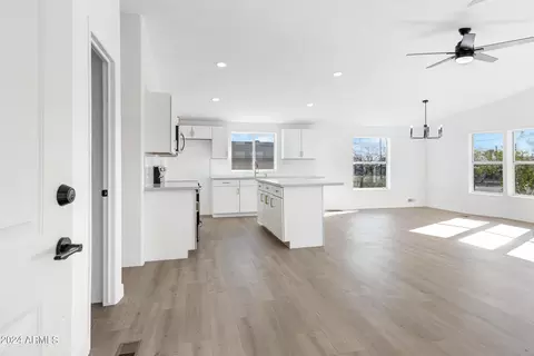 1835 E 20th Ave, Apache Junction, AZ 85119 photo 7