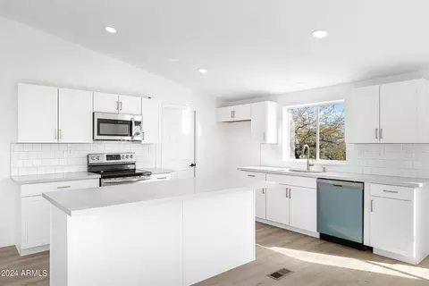 1835 E 20th Ave, Apache Junction, AZ 85119 photo 13