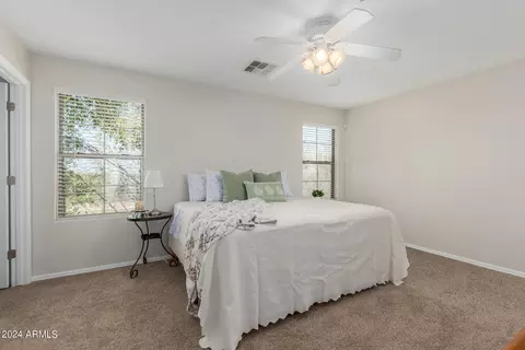 Bedroom - 2828 E Dunbar Dr, Phoenix, AZ 85042 photo 1 of 8