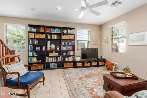 Living - 2828 E Dunbar Dr, Phoenix, AZ 85042 photo 3 of 5