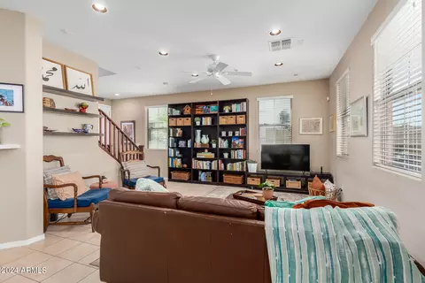 Living - 2828 E Dunbar Dr, Phoenix, AZ 85042 photo 2 of 5
