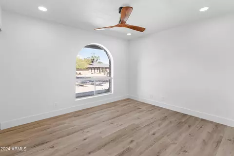 2519 E Mescal St, Phoenix, AZ 85028 photo 17