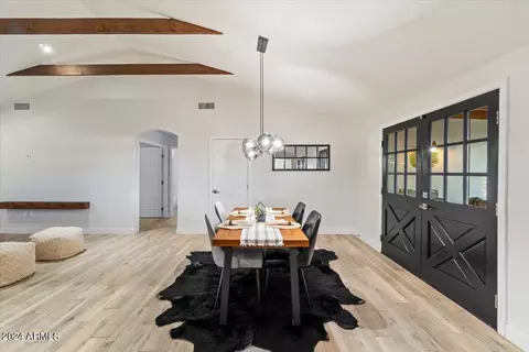 4201 E Pinchot Ave, Phoenix, AZ 85018 photo 8