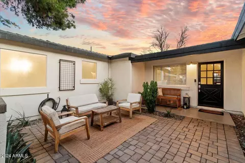 4201 E Pinchot Ave, Phoenix, AZ 85018 photo 3