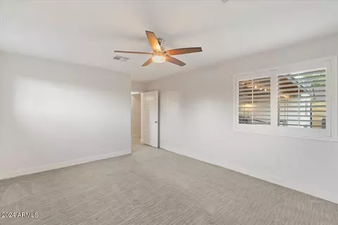 4201 E Pinchot Ave, Phoenix, AZ 85018 photo 23
