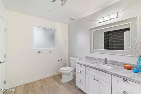 4201 E Pinchot Ave, Phoenix, AZ 85018 photo 25