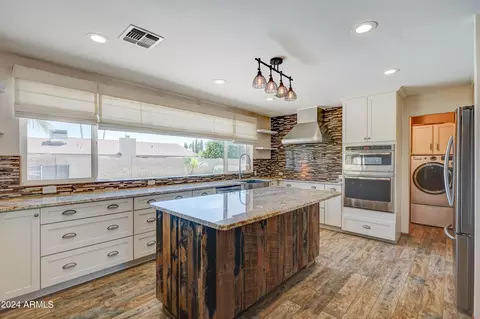 Kitchen - 6117 E Hobart St, Mesa, AZ 85205 photo 1 of 4