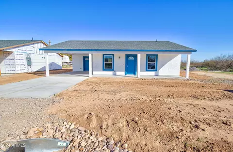 3450 W Colusa Dr #18, Eloy, AZ 85131