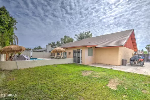 Exterior - 540 E San Pedro Ave, Gilbert, AZ 85234 photo 8 of 10