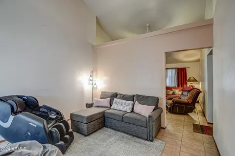 Living - 540 E San Pedro Ave, Gilbert, AZ 85234 photo 2 of 5