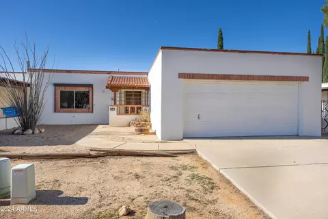 1432 Carmelita Dr, Sierra Vista, AZ 85635