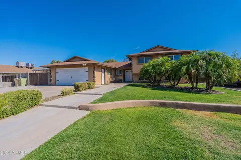 5752 W Monte Cristo Ave, Glendale, AZ 85306