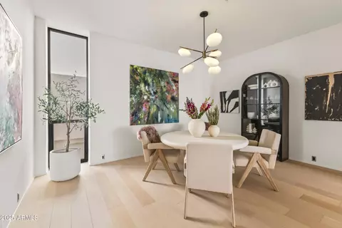 Dining - 312 E Windsor Ave #1, Phoenix, AZ 85004 photo 2 of 2