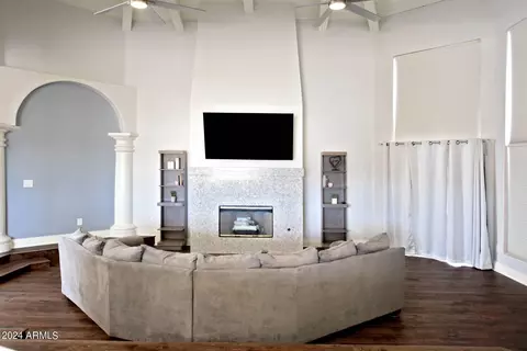 Living - 2300 E Maple St, Globe, AZ 85501 photo 3 of 3