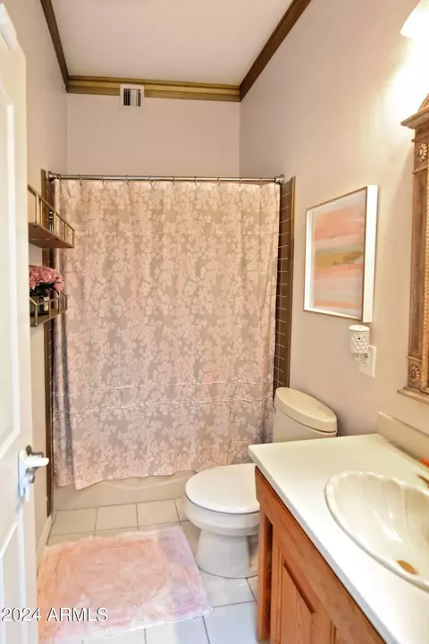 Bath - 2300 E Maple St, Globe, AZ 85501 photo 4 of 6