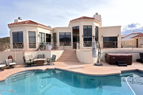 Exterior - 2300 E Maple St, Globe, AZ 85501 photo 3 of 8