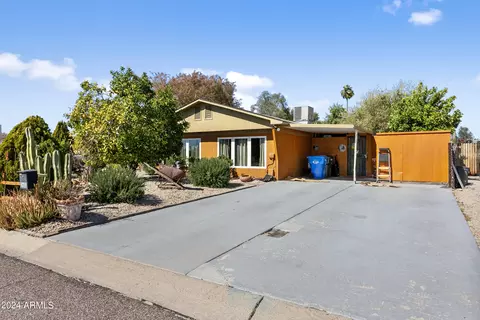 2602 E Morrow Dr, Phoenix, AZ 85050 photo 3