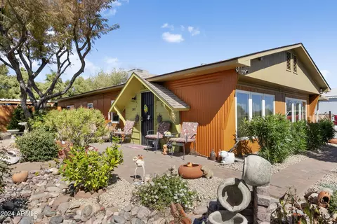 2602 E Morrow Dr, Phoenix, AZ 85050 photo 2