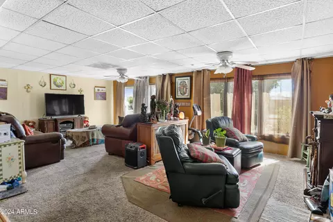 2602 E Morrow Dr, Phoenix, AZ 85050 photo 4
