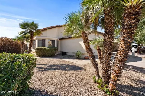 Exterior - 4309 E Siesta Ln, Phoenix, AZ 85050 photo 2 of 9