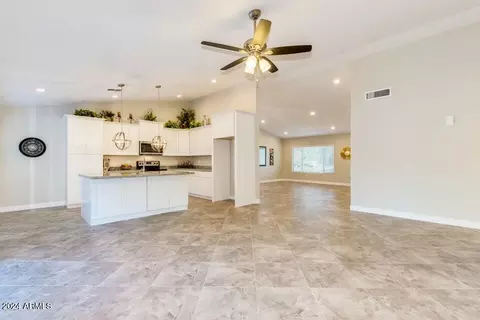 1232 Encinas Ave, Gilbert, AZ 85234 photo 5