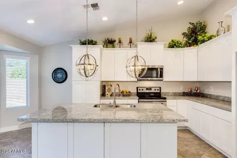 1232 Encinas Ave, Gilbert, AZ 85234 photo 7