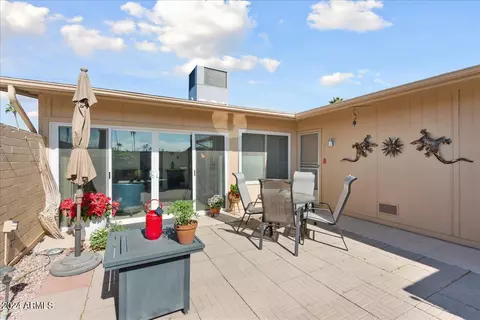 13413 W Desert Glen Dr, Sun City West, AZ 85375