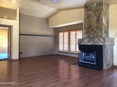 4634 E Buist Ave, Phoenix, AZ 85044 photo 9