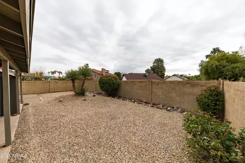 Exterior - 3801 E Monte Cristo Ave, Phoenix, AZ 85032 photo 10 of 14