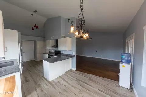 Kitchen - 3801 E Monte Cristo Ave, Phoenix, AZ 85032 photo 3 of 13