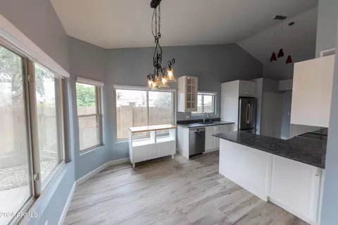 Kitchen - 3801 E Monte Cristo Ave, Phoenix, AZ 85032 photo 2 of 13