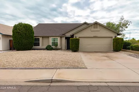 Exterior - 3801 E Monte Cristo Ave, Phoenix, AZ 85032 photo 4 of 14